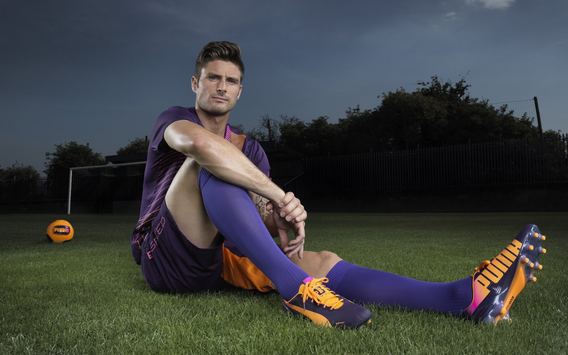 开云体育下载-F1街道赛焦点战，引擎轰鸣中，秘鲁足球的狂胜启示录